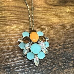 Elegant Gold and Turquoise Pendant Necklace